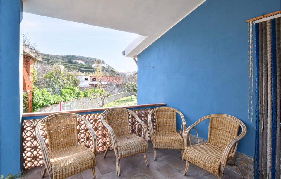 balcony-terrace