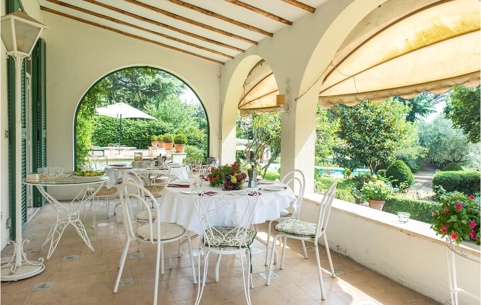 balcony-terrace