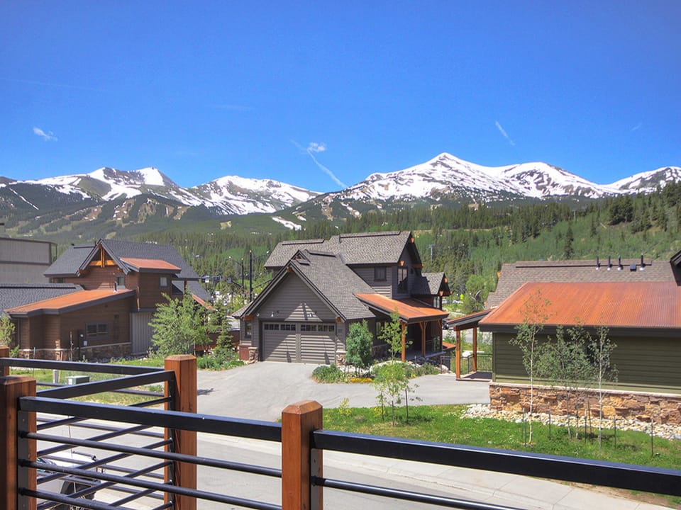 Exterior - Slopeview Chalet - Breckenridge Vacation Rental