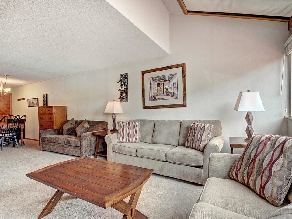 Spacious, Comfortable Retreat at Copper Mountain - VS549 Apartment in Copper Mountain