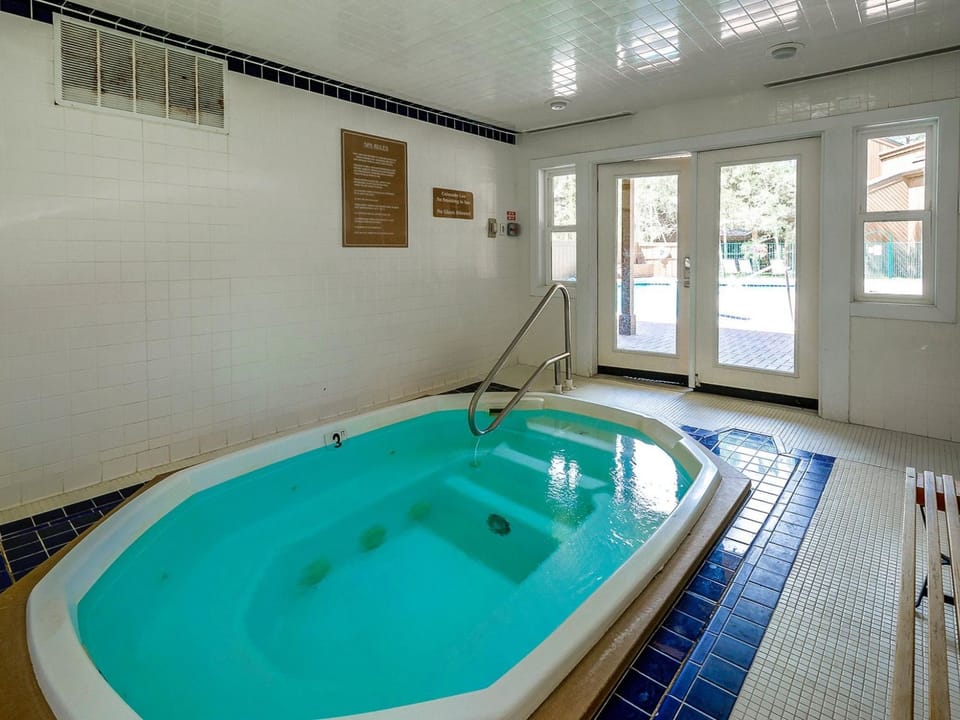 1088 Wild Irishman Apartment in Keystone