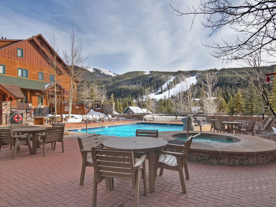8452 Dakota Lodge Apartment in Keystone