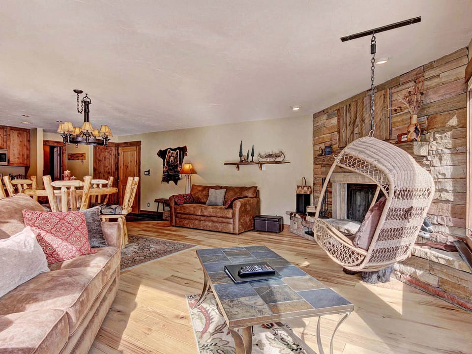 1710 the Willows Apartment in Keystone