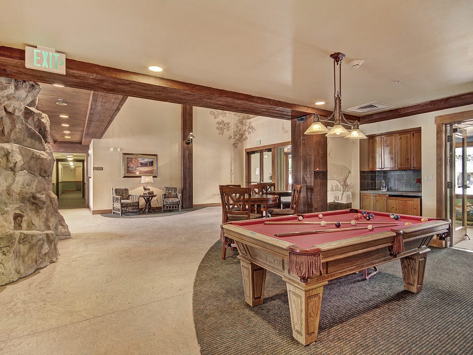 8824 The Springs Apartment in Keystone