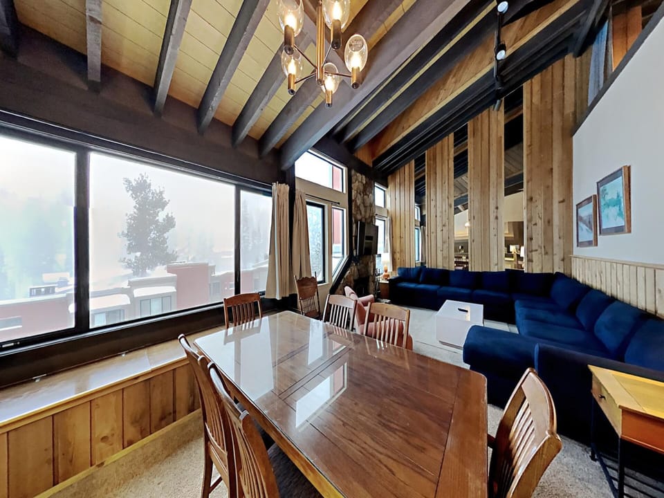 Open Floor Plan for Reconnecting