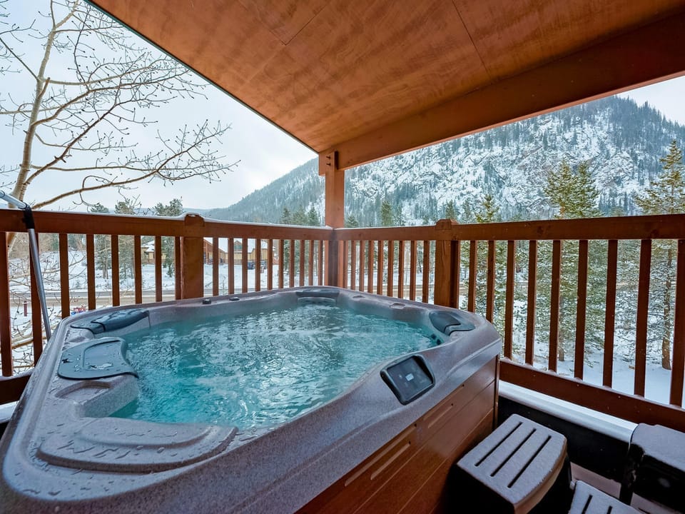 FRTD Private Hot Tub