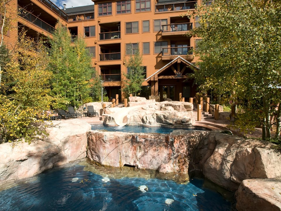 2Br Springs 8831 Condo~Short Walk to Gondola Apartment in Keystone