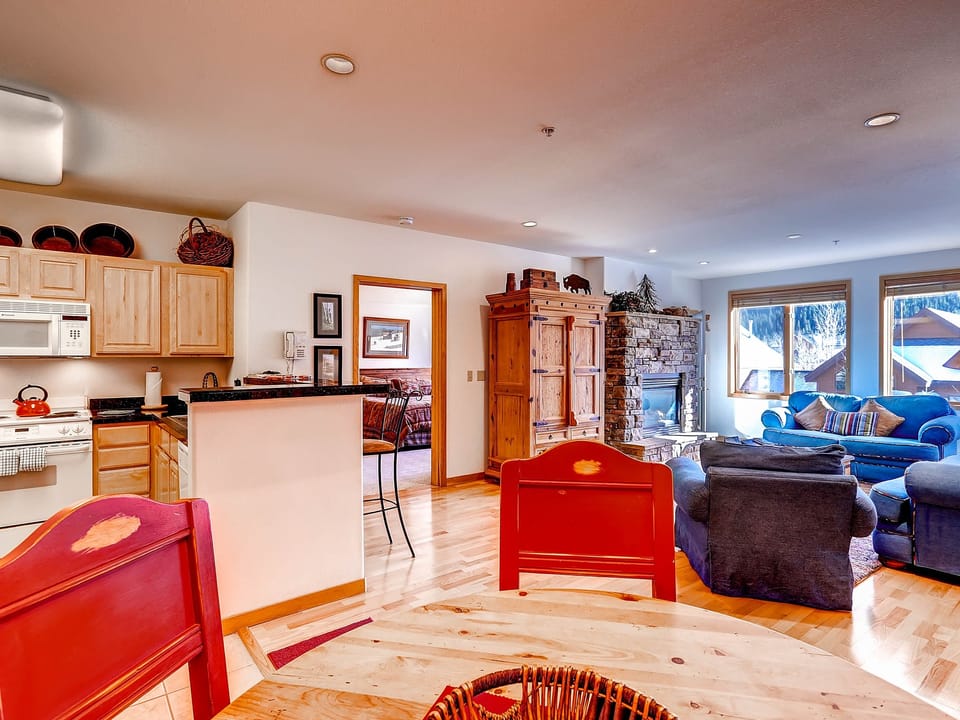Stay 2Br Condo Near River Run. No Clean Fee Apartment in Keystone