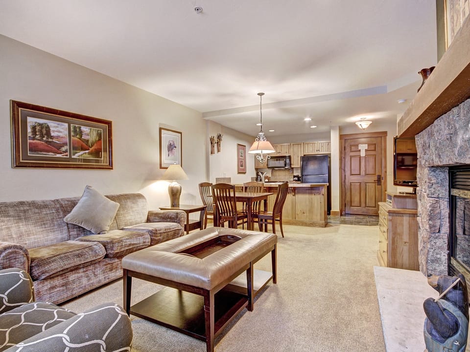 Ski-in 1Br Retreat Steps to Gondola + Main St, Sleeps 4 Apartment in Breckenridge