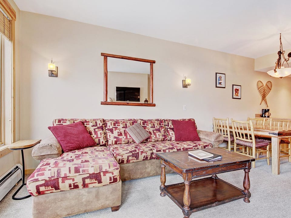 TX202 Taylors Crossing Apartment in Copper Mountain