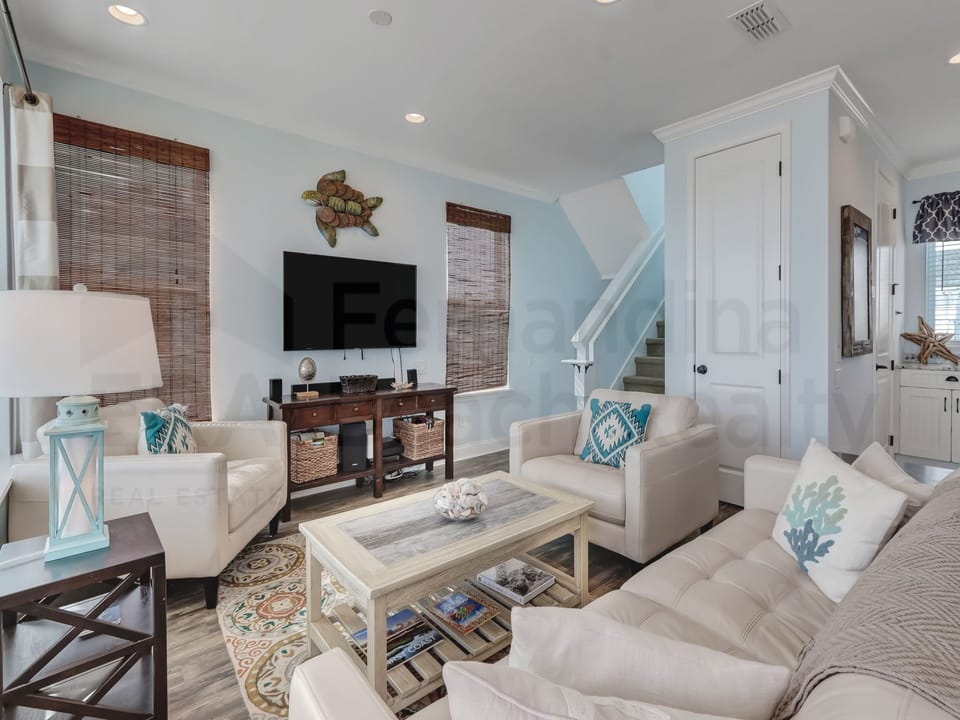 Living Room/TV