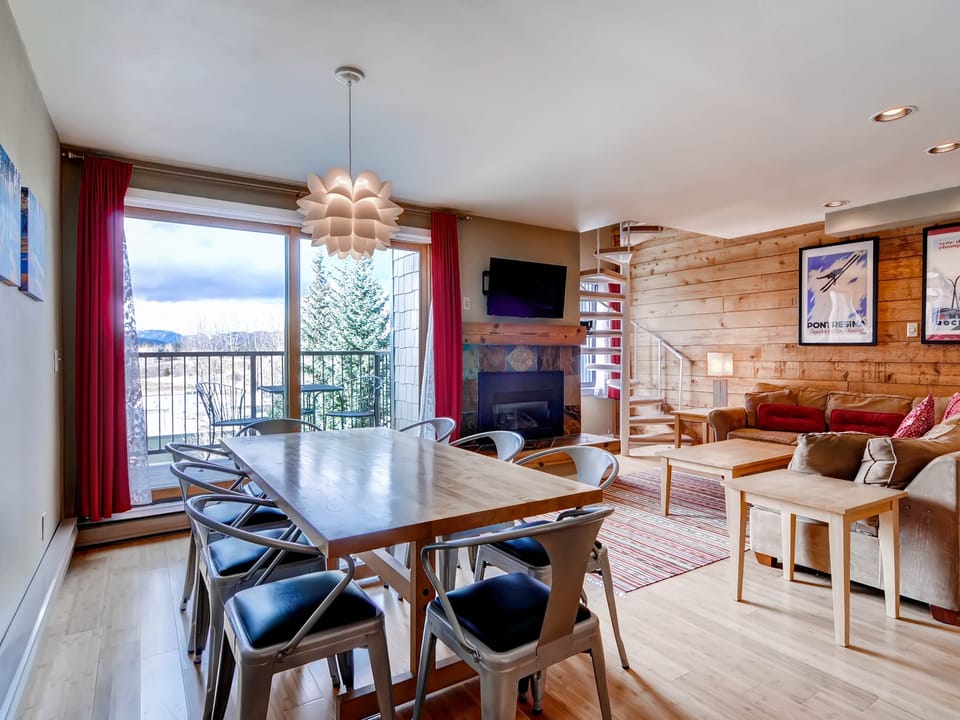 Renovated, spacious, beautiful! Stay here & kids ski free! Apartment in Keystone