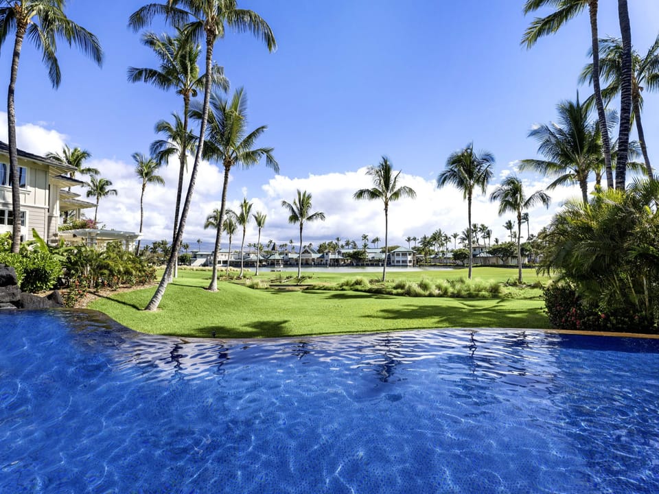 Fairway Villas Infinity Pool