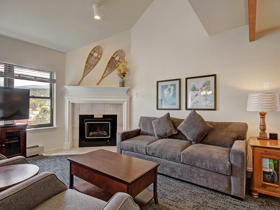 Perfectly Located 1Br With loft- Close to Lifts & Downtown Apartment in Breckenridge