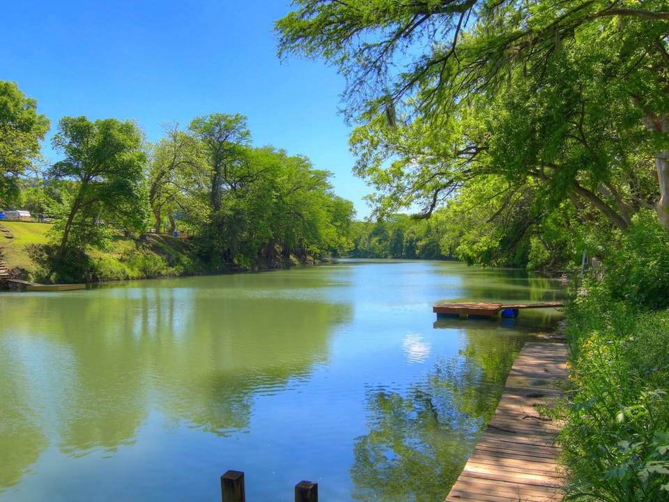 PRD 923 Leaning Oak House in Canyon Lake