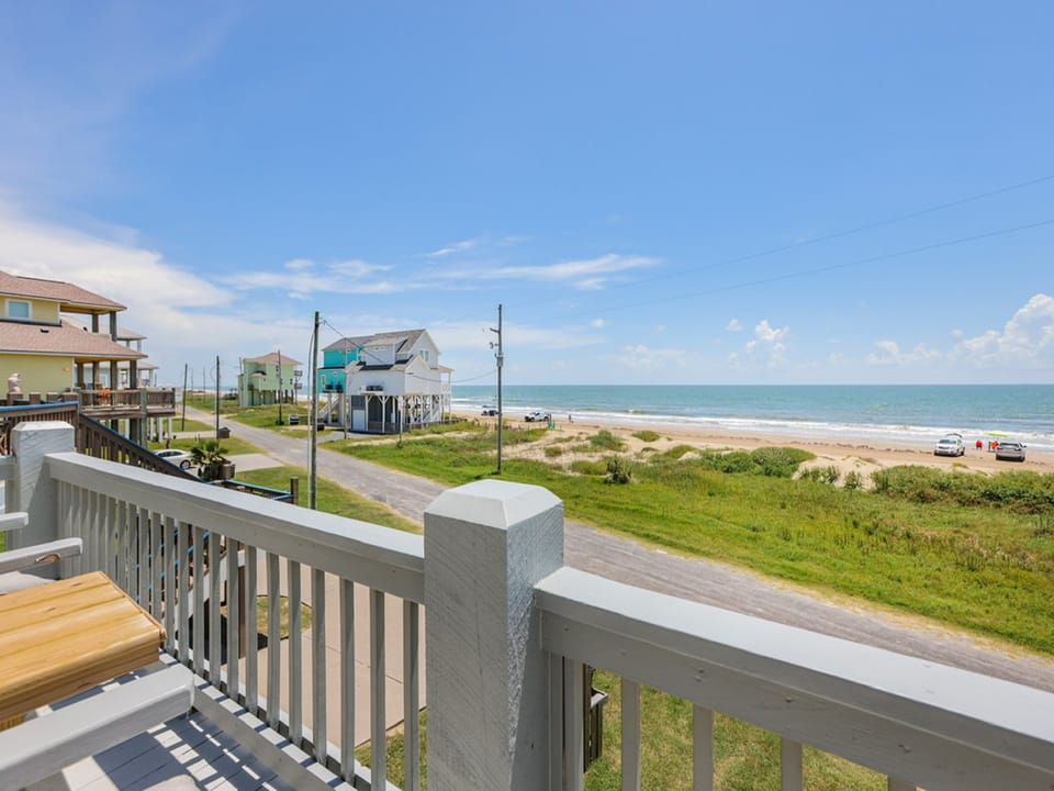 All Decked Out House in Bolivar Peninsula