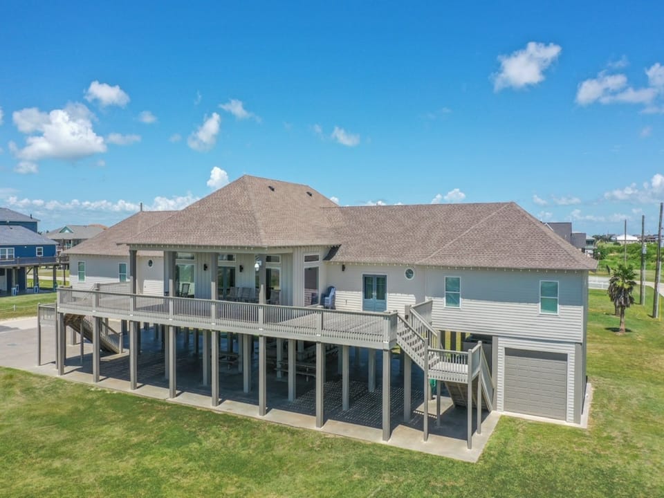Sandy Orchid Lodge House in Bolivar Peninsula