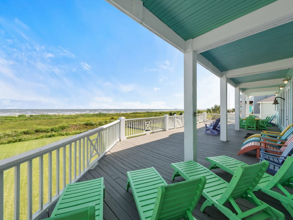 The Ritz of Crystal Beach House in Texas City