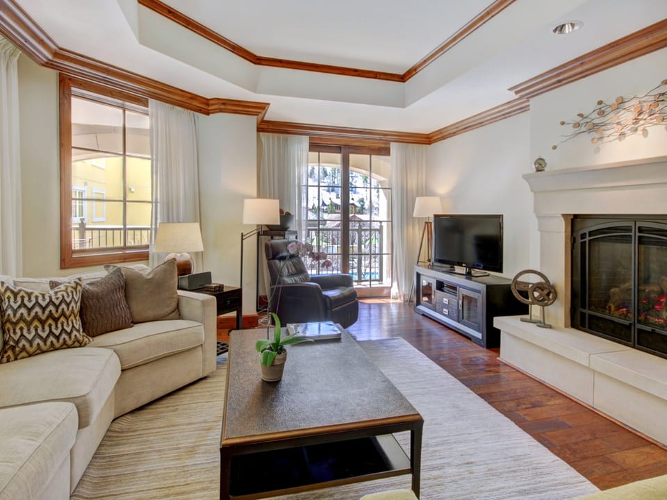 Luxury 2BR+Den Ritz-Carlton Residence Save 20% on 7+ Nights! Apartment in Vail