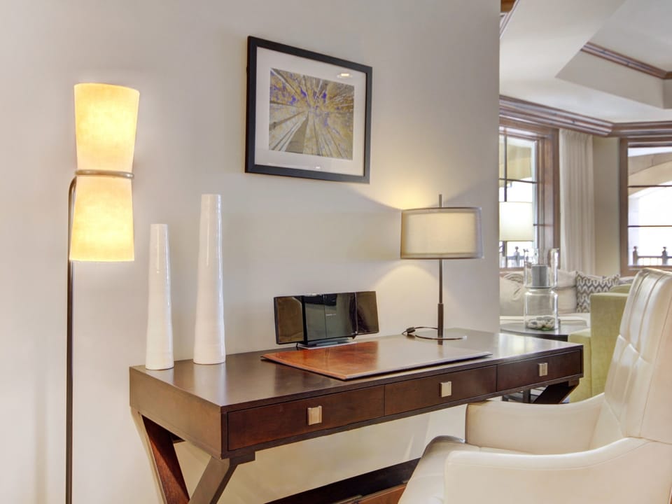 Luxury 2BR+Den Ritz-Carlton Residence Save 20% on 7+ Nights! Apartment in Vail