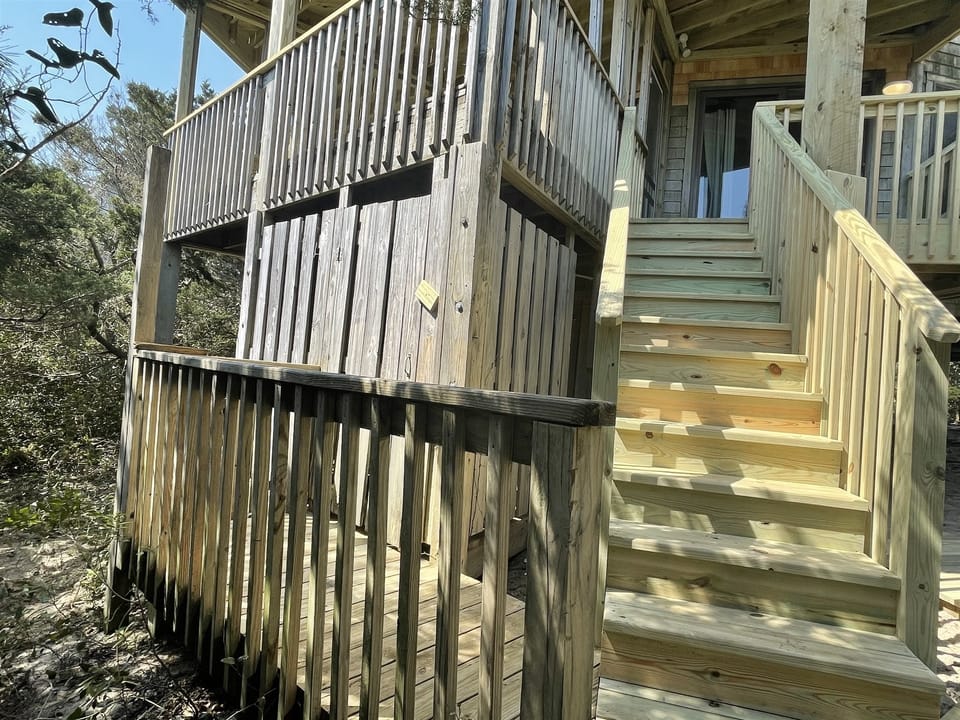 Handrail