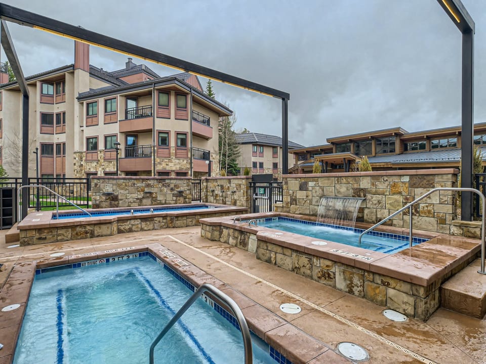 Common area exterior hot tubs