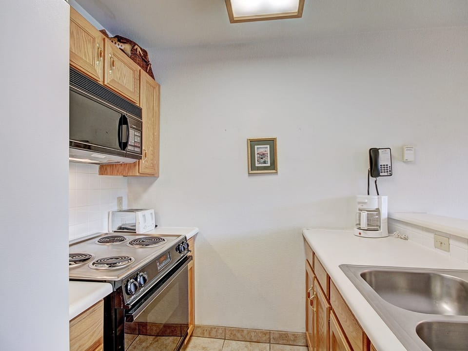 Front Row Access to Historic Breck 2Br 1Ba Sleeps 8 Apartment in Breckenridge