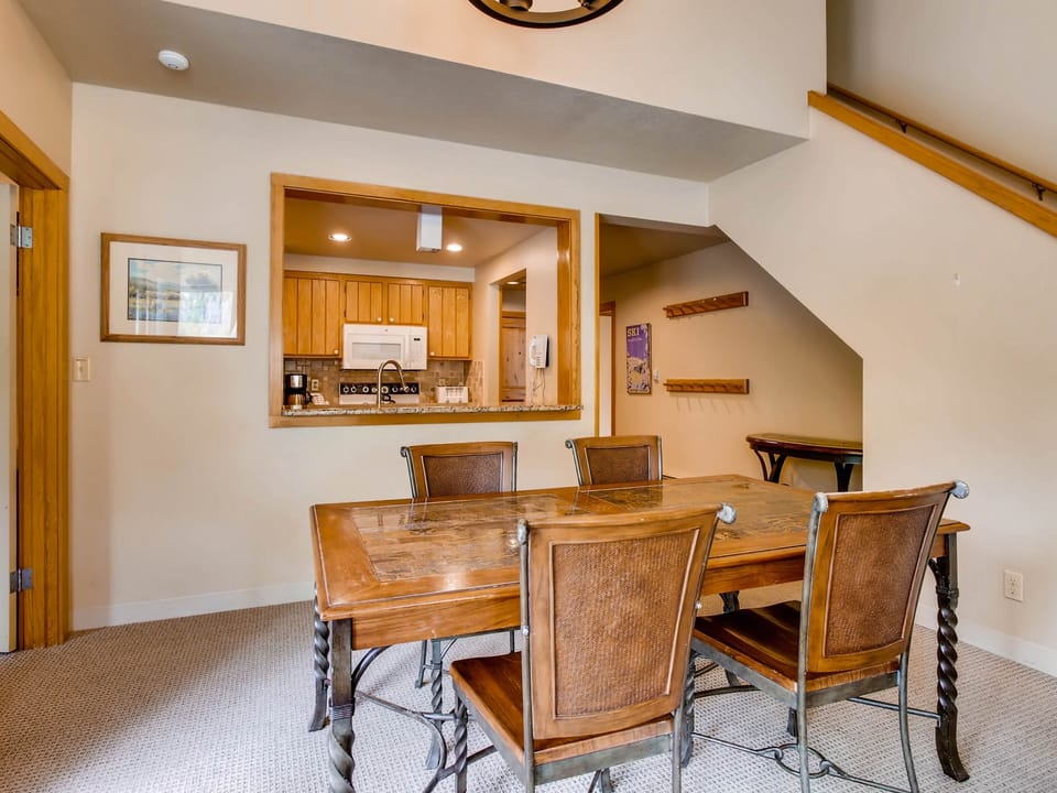 Large 1400 ft² 3Br Condo in Lakeside Village-Kids Ski Free Apartment in Keystone