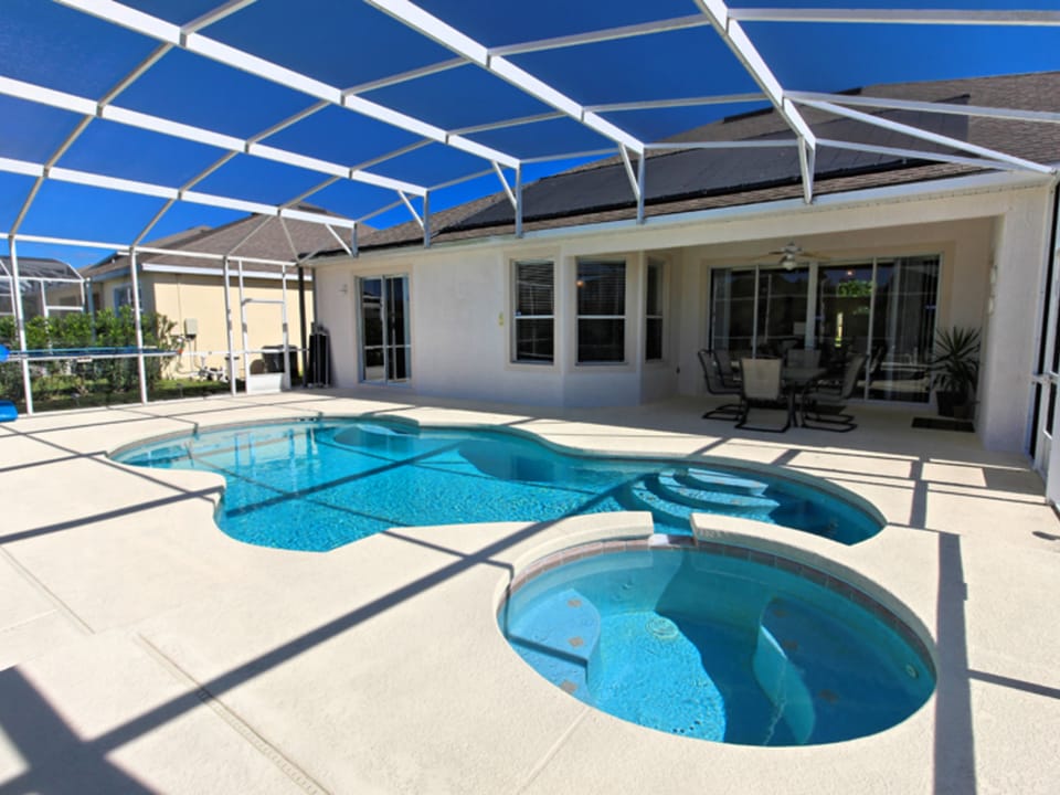 351BS Villa in Four Corners