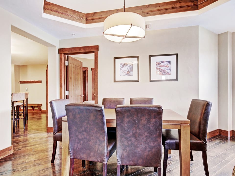 Luxury Condo at Base of Peak 8, Steps from Winter Activities Apartment in Breckenridge