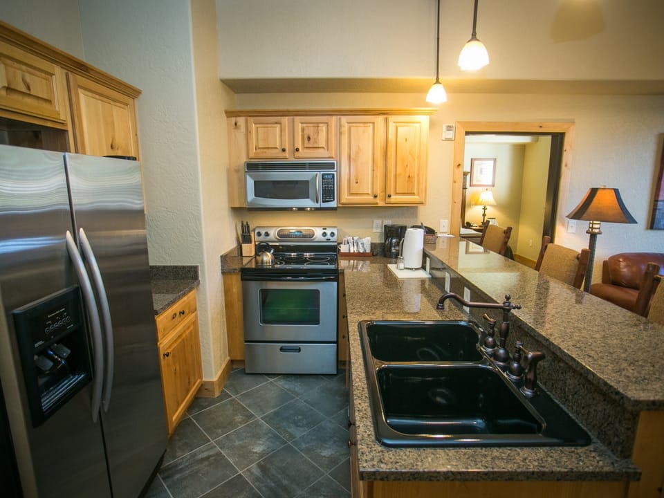 Amazing Mountain Views and Full Kitchen Save 20% on 7+ Nights! Apartment in Wasatch County