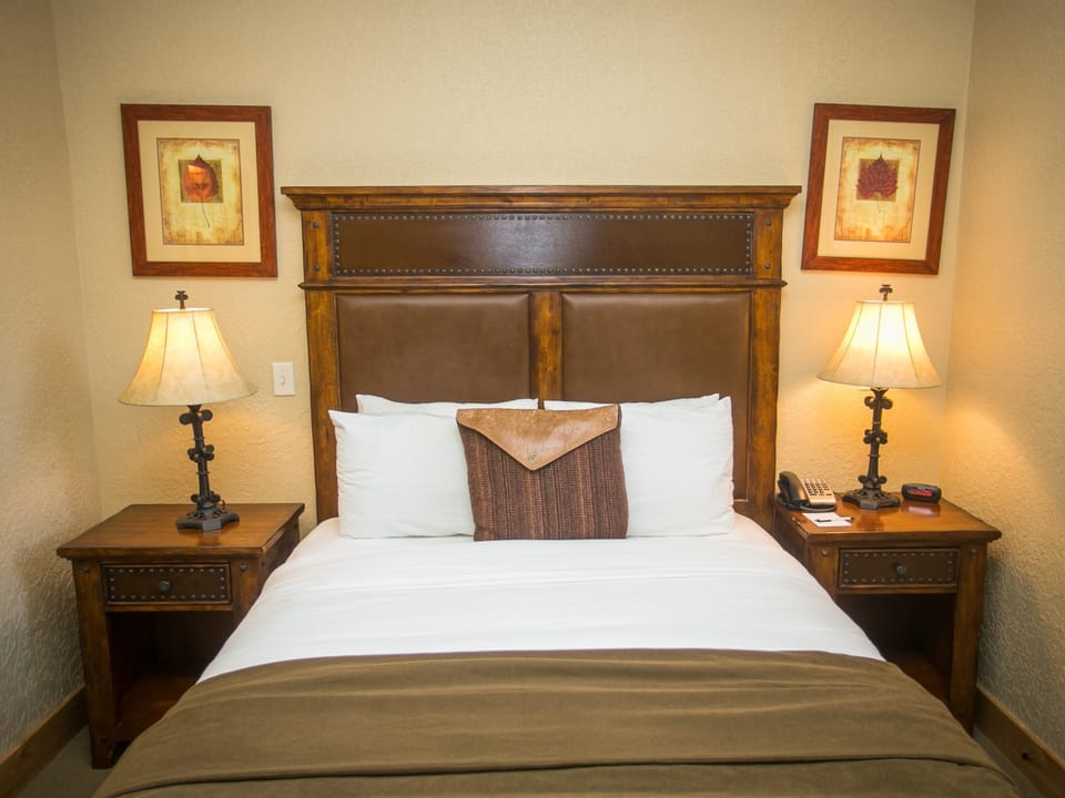 Shared Balcony Stunning Views & Steps from Slopes Save 20% on 7+ Nights! Apartment in Wasatch County