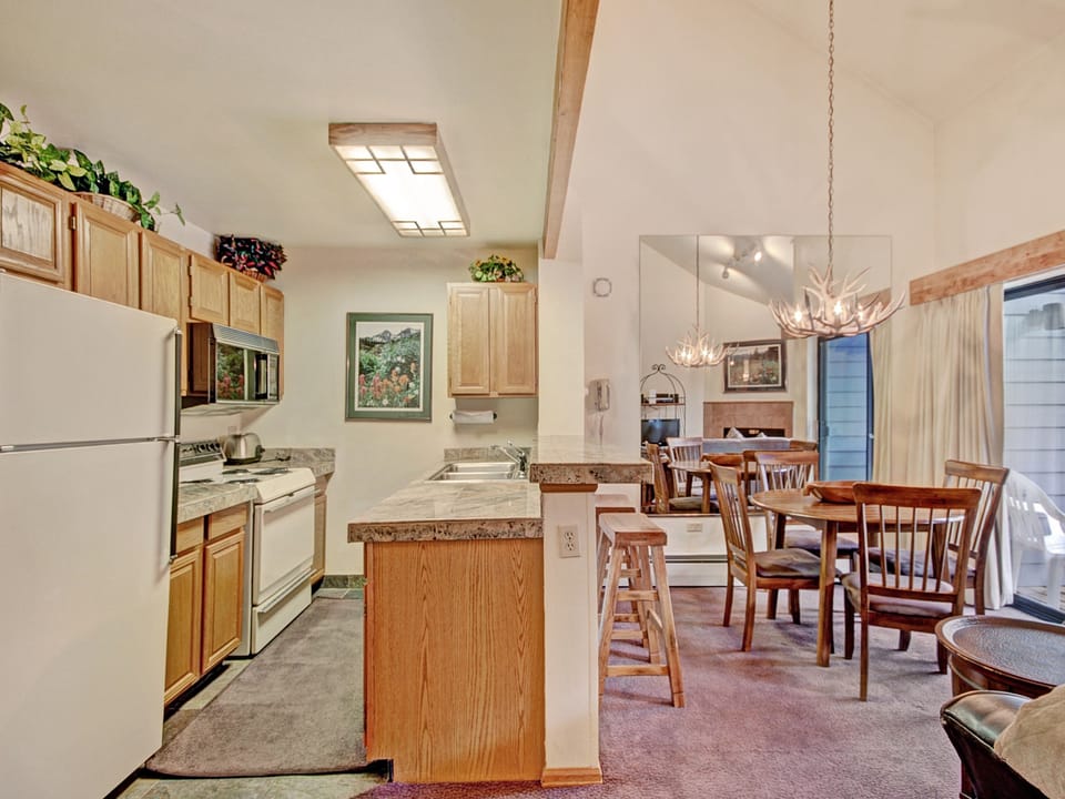 Downtown Breckenridge Studio with Master Loft sleeps 4 Apartment in Breckenridge