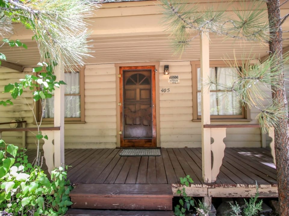Mountain Air Cabin in Big Bear