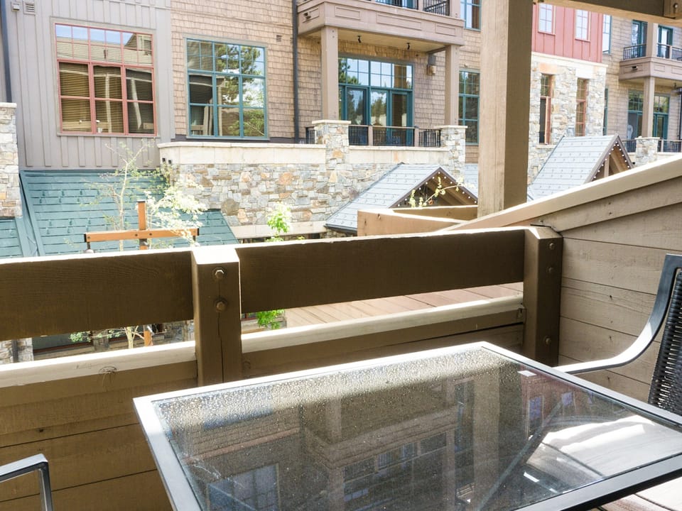 Mountain Style Studio in Northstar Village Apartment in Northstar Drive