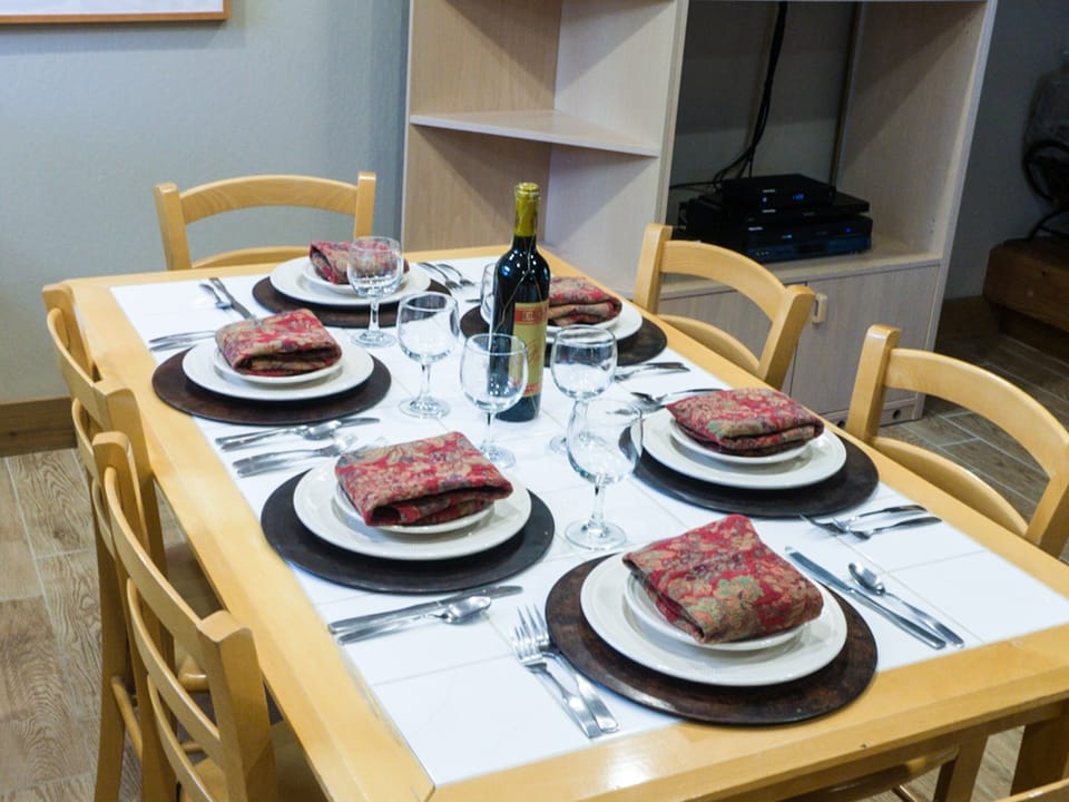 3 Bedroom 2 Bathroom Mountain Condo Apartment in Northstar Drive