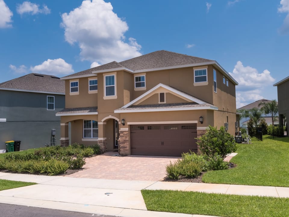 Disney Dreams Luxury  Home Private Water Park Villa in Four Corners
