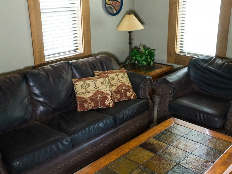 2 Br 2 Bath Mountain Condo Apartment in Northstar Drive