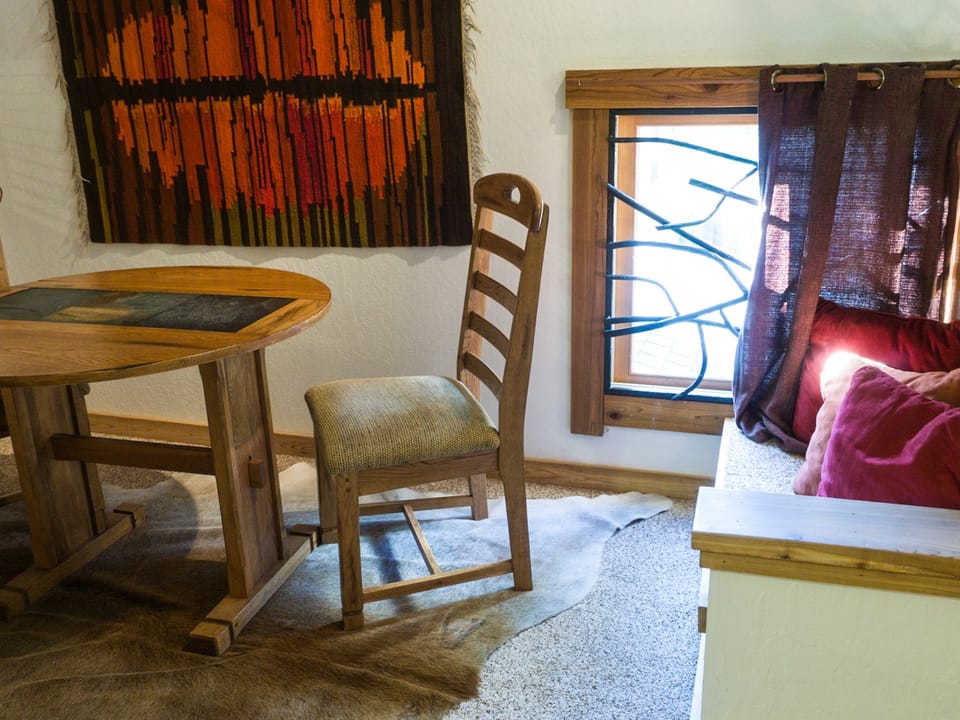 2Br 2Ba- Overwhelming Charm, Overlooking the Village! Hotel in Northstar Drive