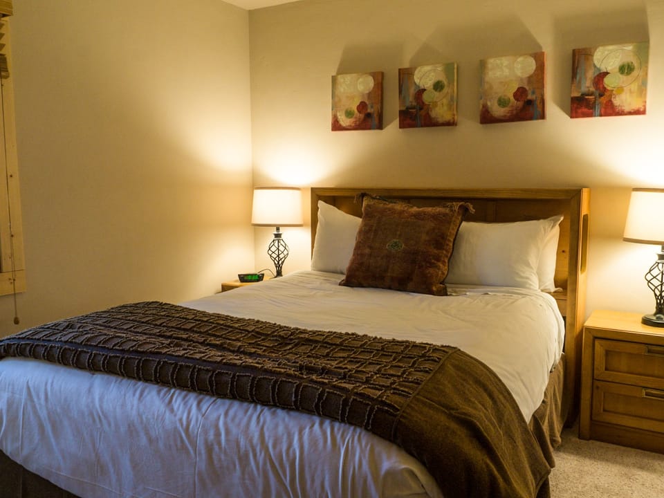 Overwhelming Charm, Overlooking the Village Hotel in Northstar Drive