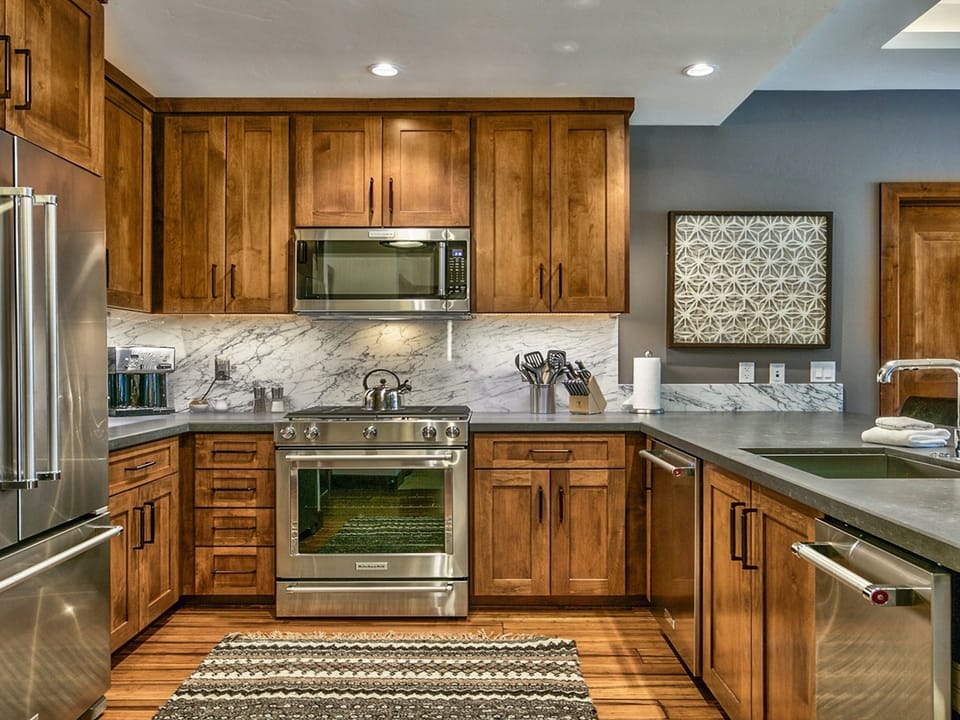 Luxury 2Br Residence steps from Heavenly Village & Gondola Apartment in Stateline