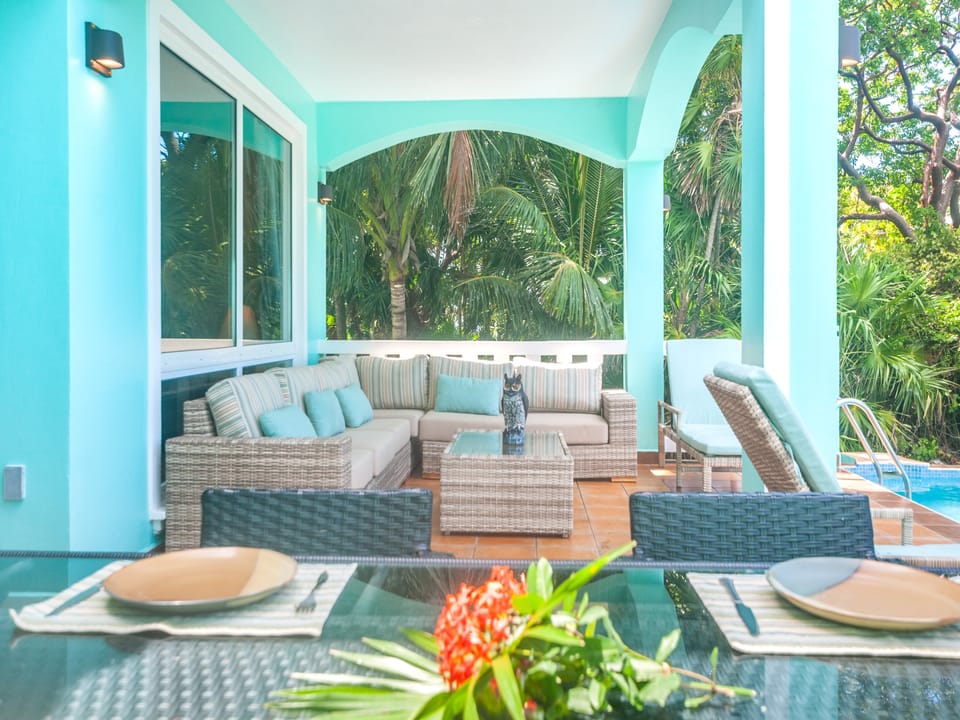 Lounge area