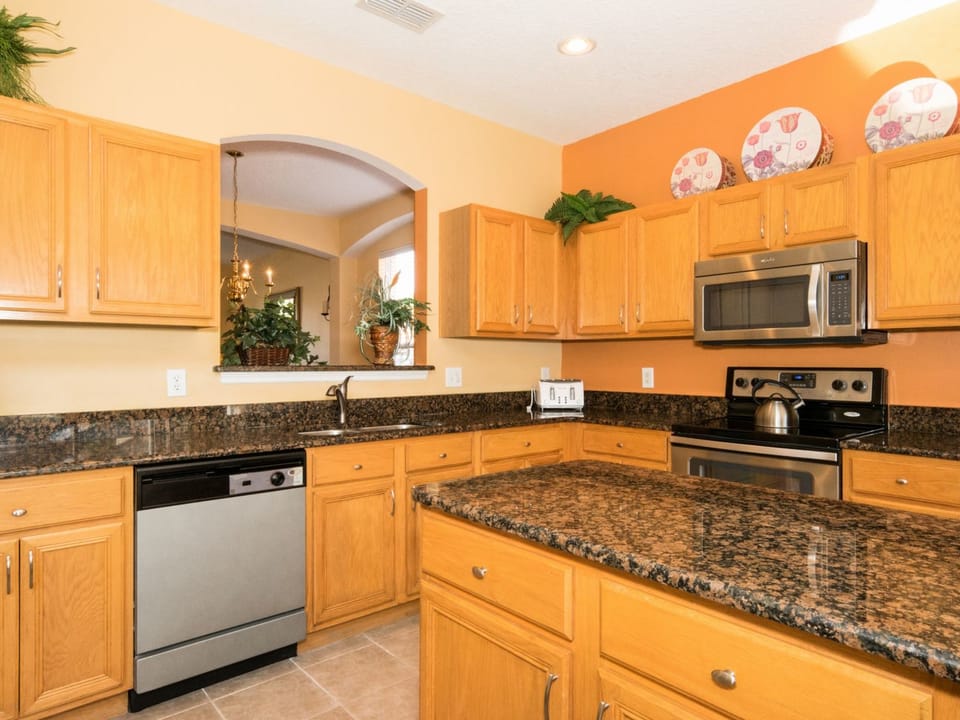 SOL142CA Spectacular 6 Bed, Solana Commuity villa House in Polk County