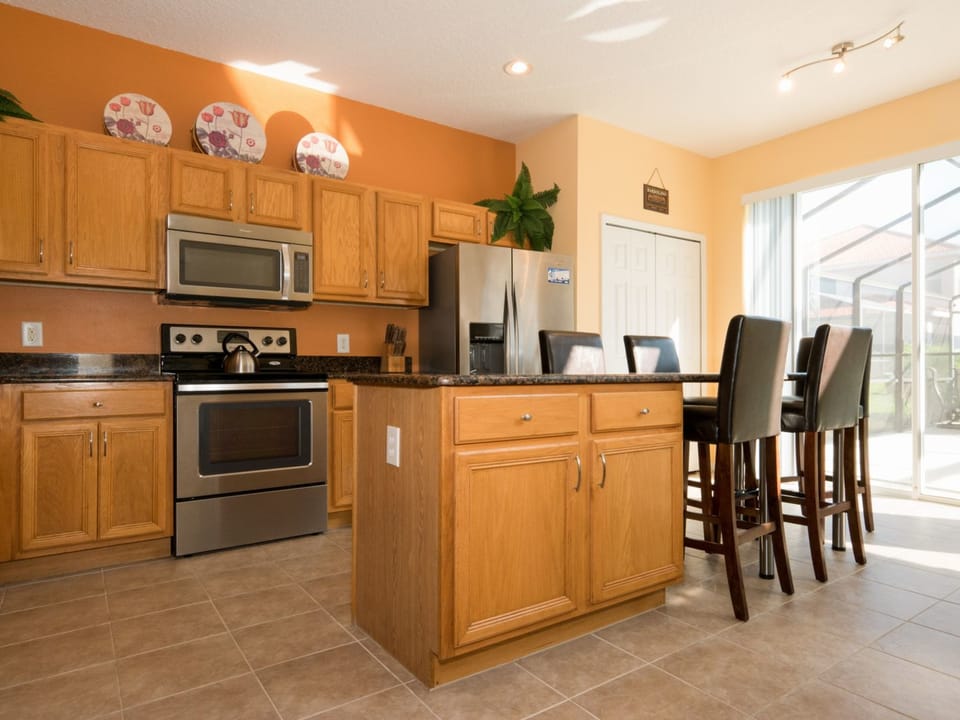 SOL142CA Spectacular 6 Bed, Solana Commuity villa House in Polk County