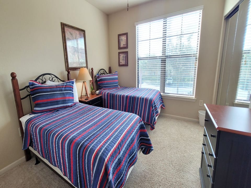 Twin Bedroom