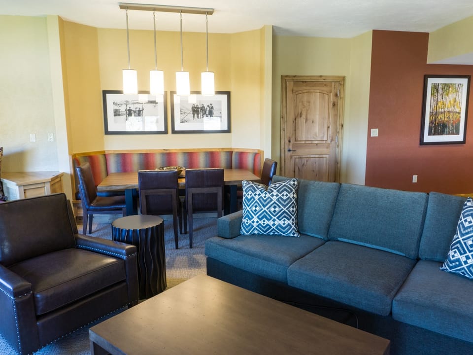 Deluxe condo in newly remodeled Grand Summit Hotel Save 20% on 7+ Nights! Apartment in Wasatch County