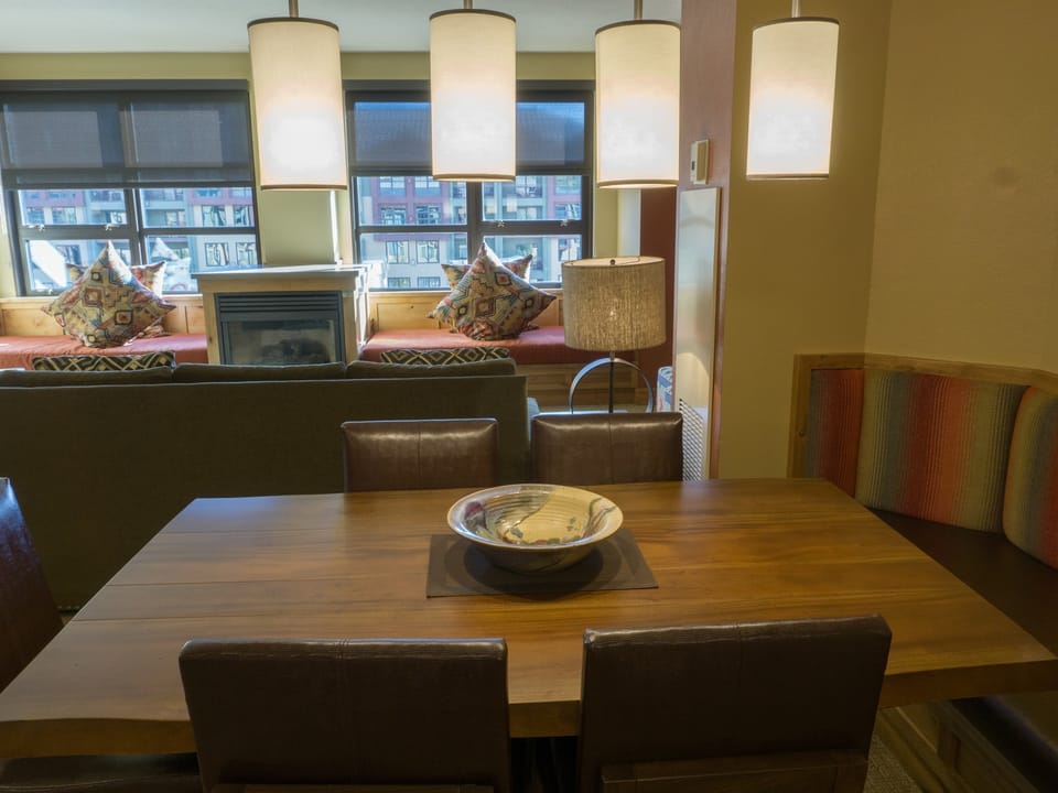 Fully Renovated Suite with Full Kitchen Save 20% on 7+ Nights! Apartment in Wasatch County
