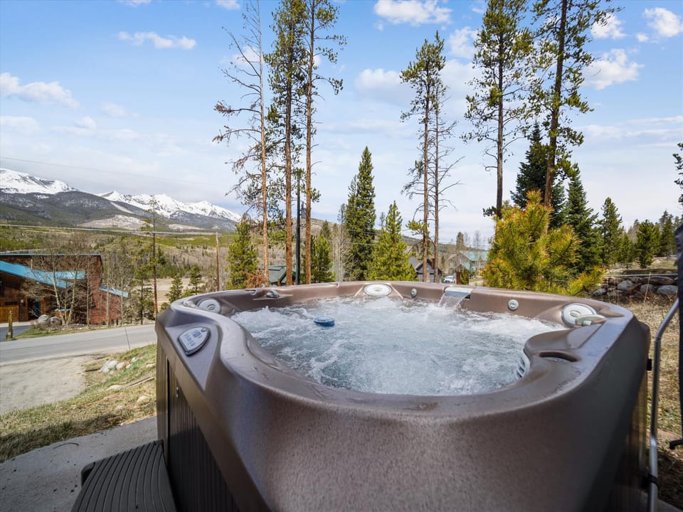 Hot Tub - Powder Moose Villa - Breckenridge Vacation Rental