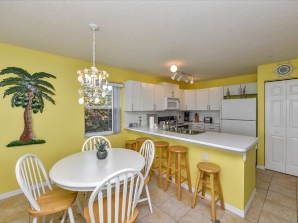 DINING AND KITCHEN