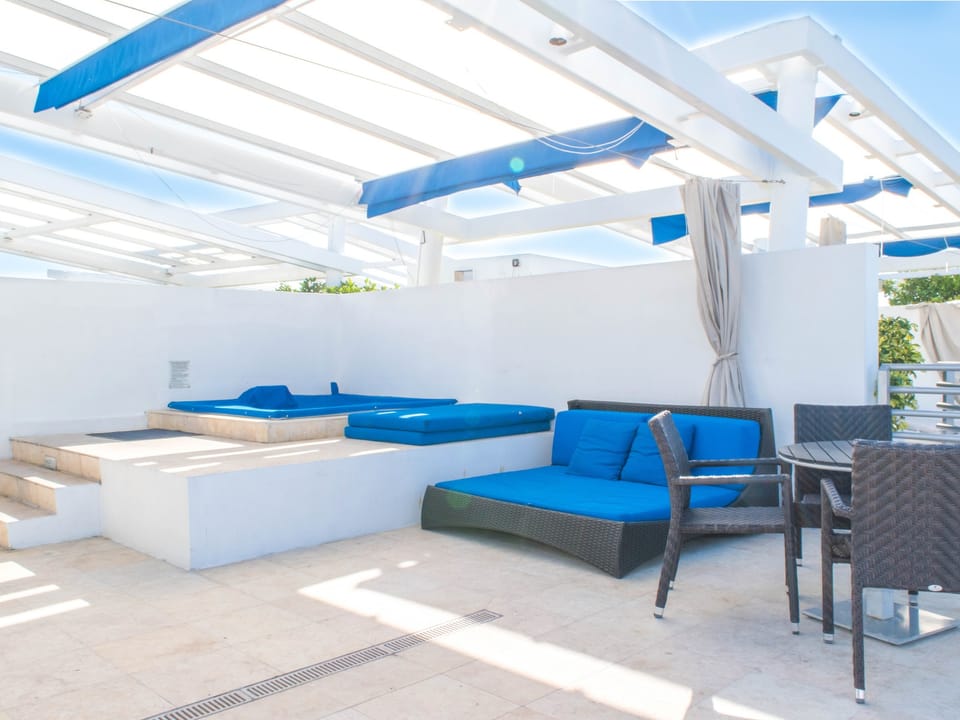 Your private Rooftop Terrace with 4 person Hot Tub- exclusive to our unit/guests.